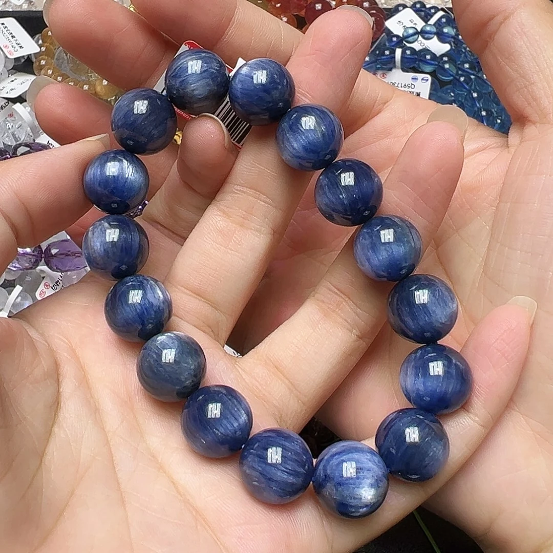 合成水晶未镶嵌蓝晶石