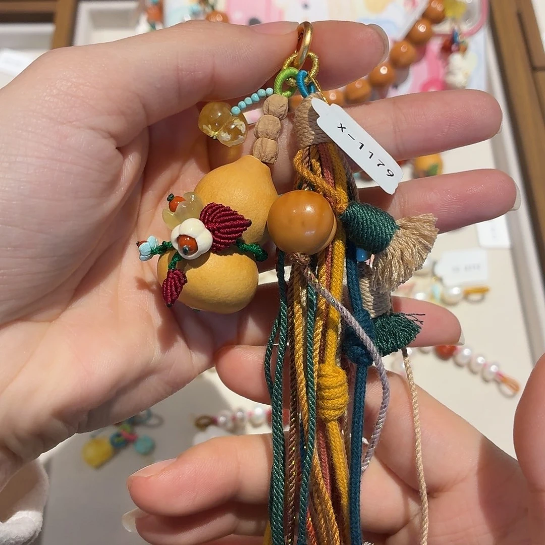 手工编织流苏挂件