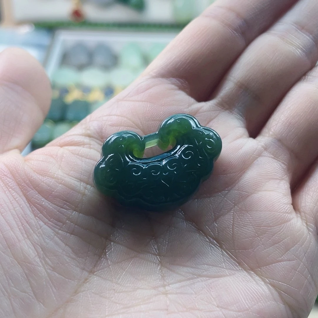 和田玉吊坠(不含链)未镶嵌欧****