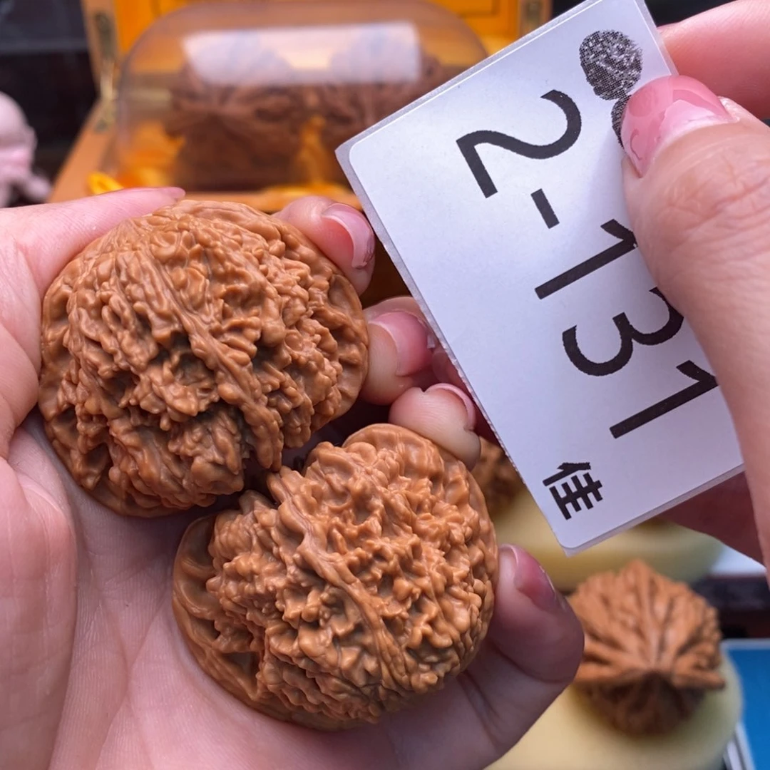 文玩核桃把件42满天星