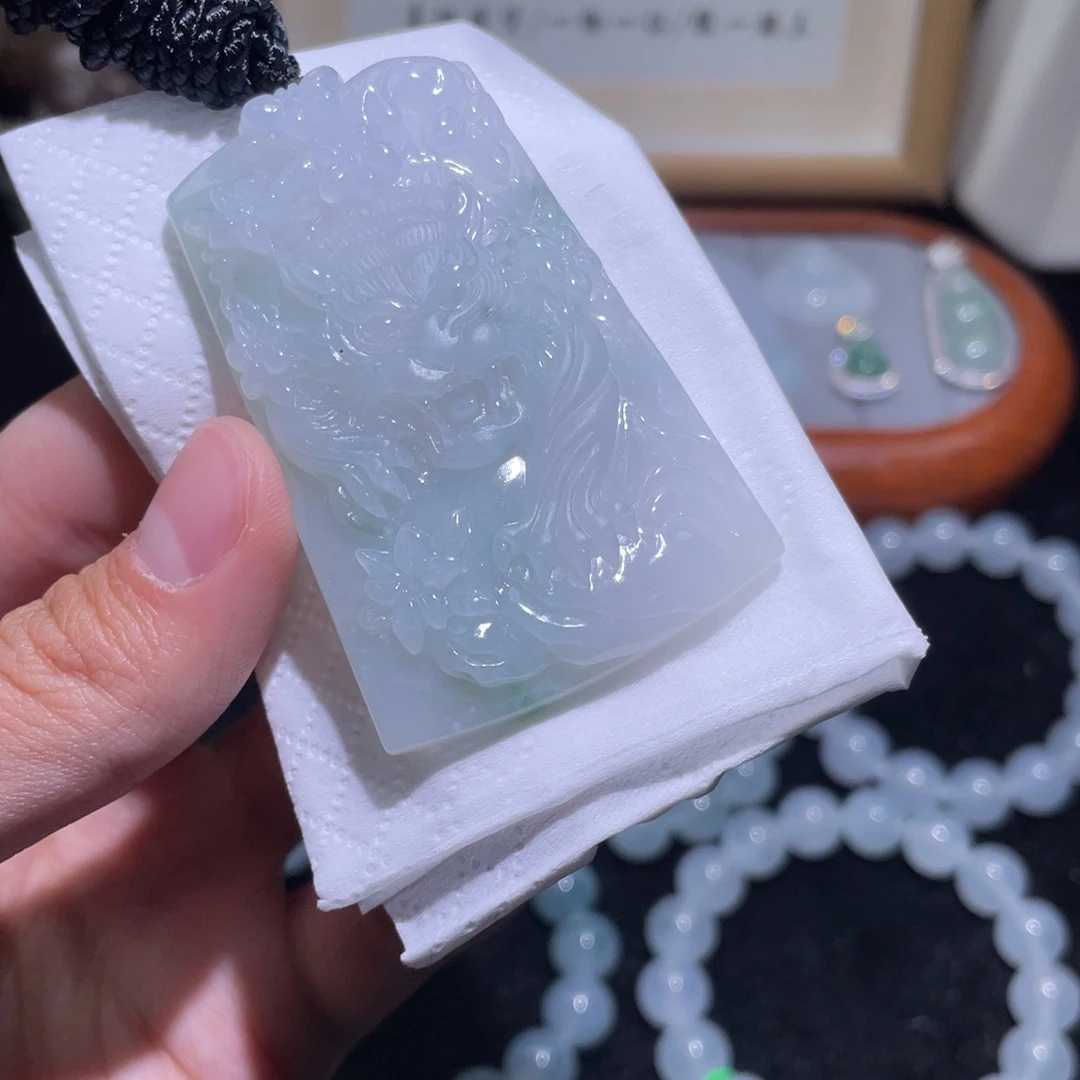定制翡翠未镶嵌吊坠40
