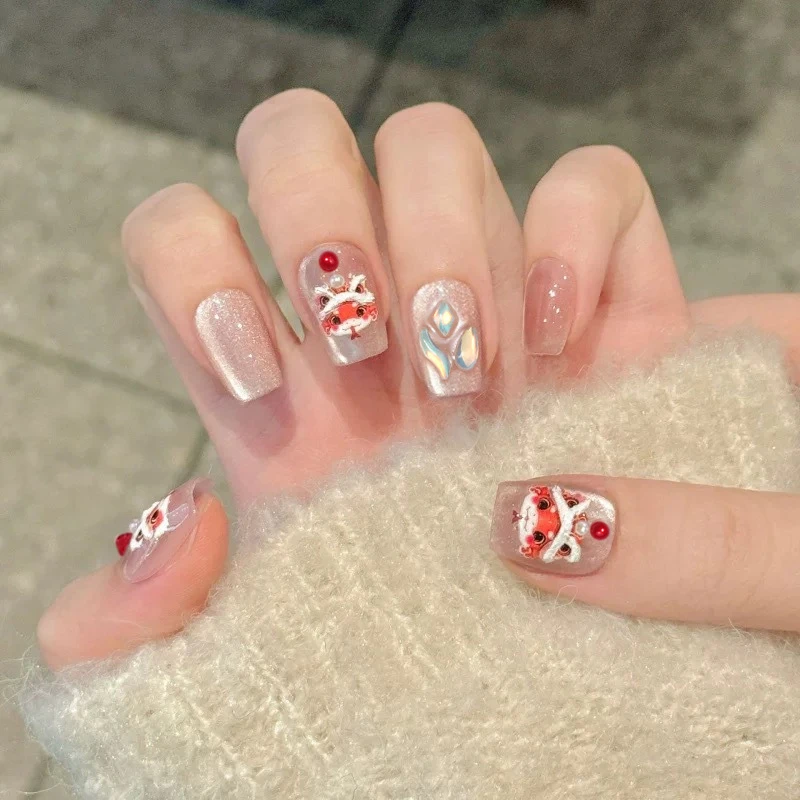 30片】灵蛇浮雕 满钻猫眼短t穿戴甲 新年新款美甲 可重复使用 美甲