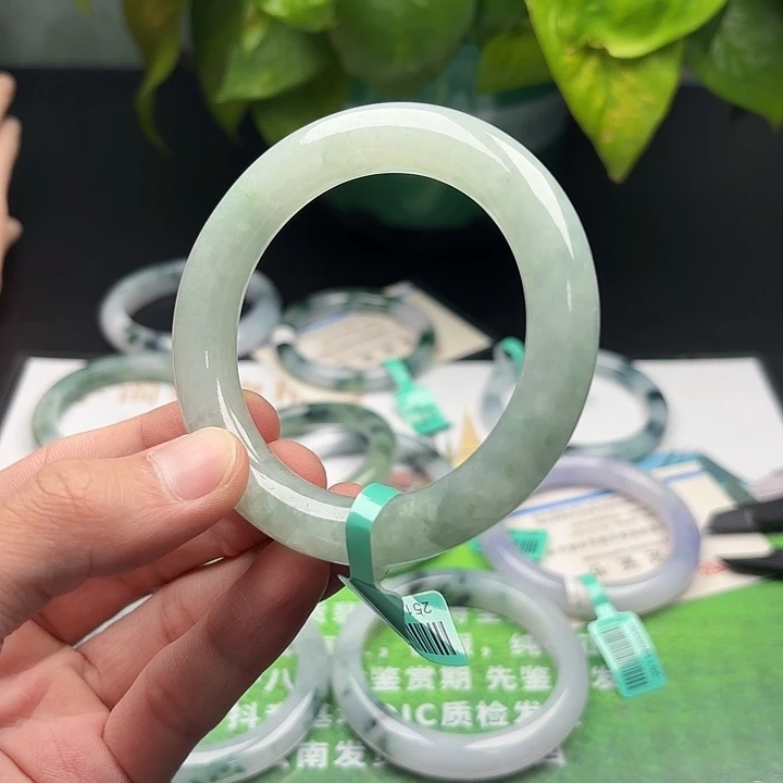 翡翠未镶嵌手镯565758 50