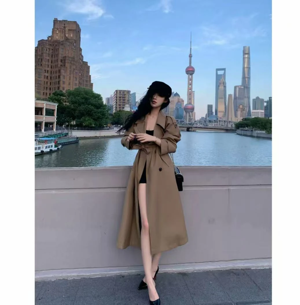 巴黎旧梦羽绒服女2025冬季新款高级感时尚宽松中长款保暖风衣外套