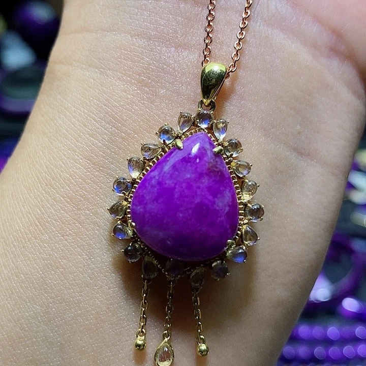 18K金镶嵌苏纪石（舒俱来）吊坠