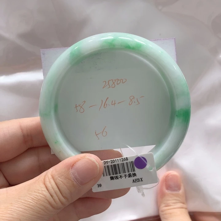 翡翠未镶嵌手镯56