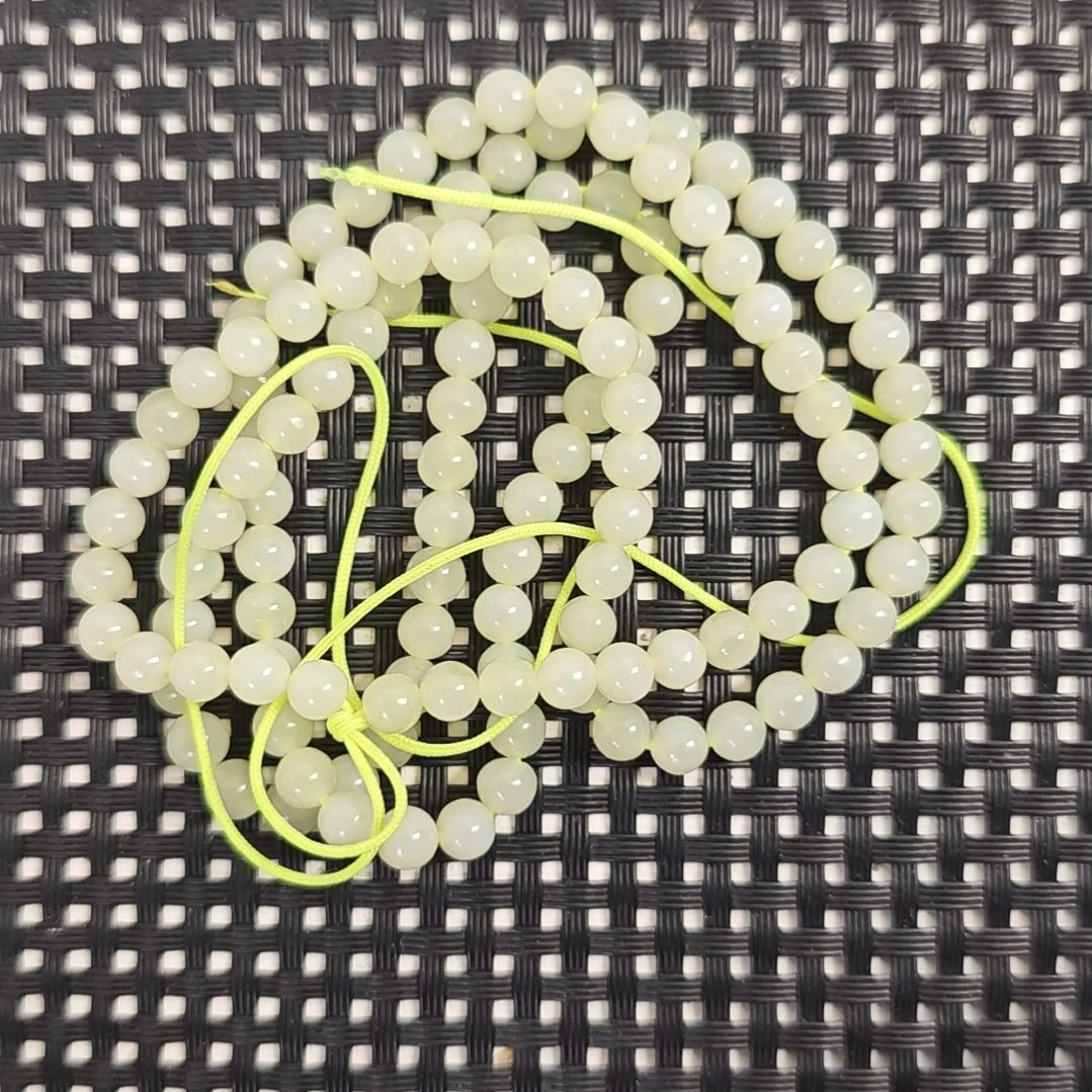 和田玉未镶嵌项链