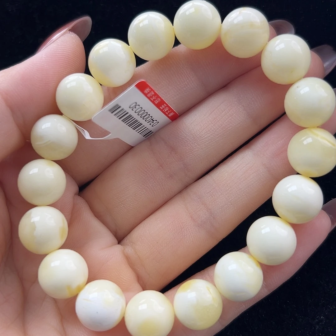 未镶嵌琥珀珠宝奇石