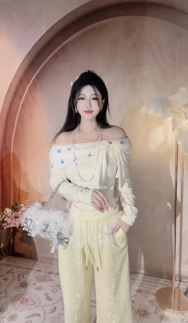 【崔】Z0199 春季新款超温柔法式蝴蝶结拼接一字肩针织小衫