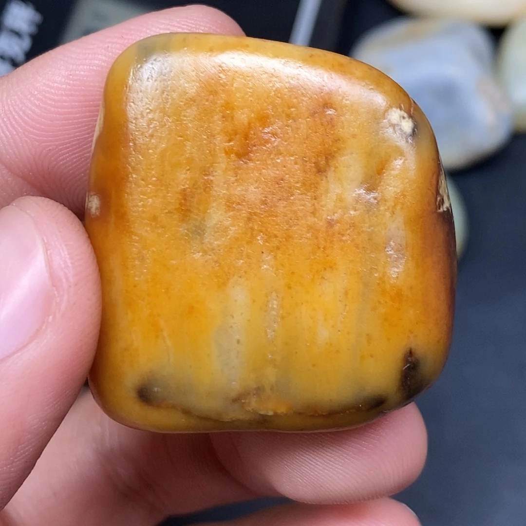 和田玉（糖玉）未镶嵌挂件