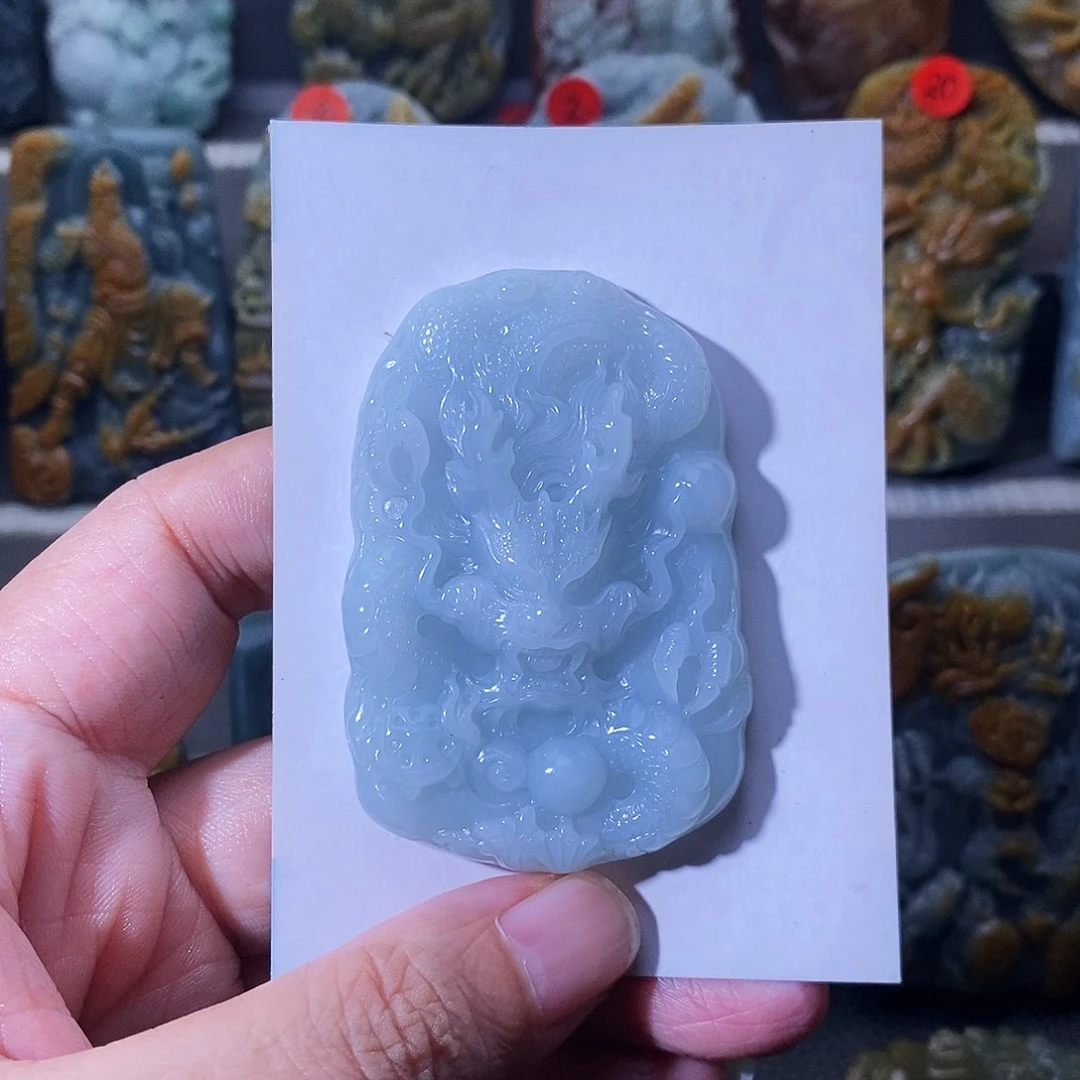 定制翡翠未镶嵌龙牌