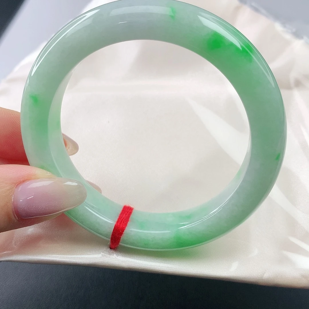 翡翠手镯未镶嵌翡翠735