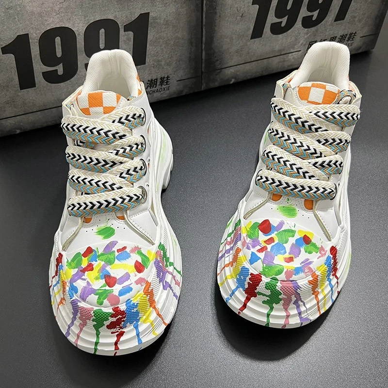 精神小伙鞋子男2025新款春季个性涂鸦厚底松糕鞋男系带低帮板鞋男