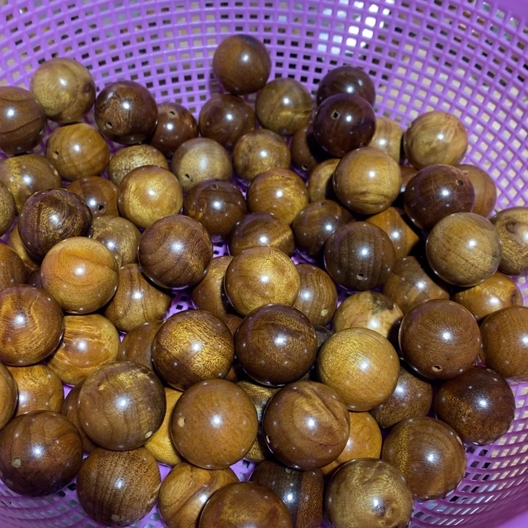 金丝楠八*铠小叶2.0散珠微瑕半斤