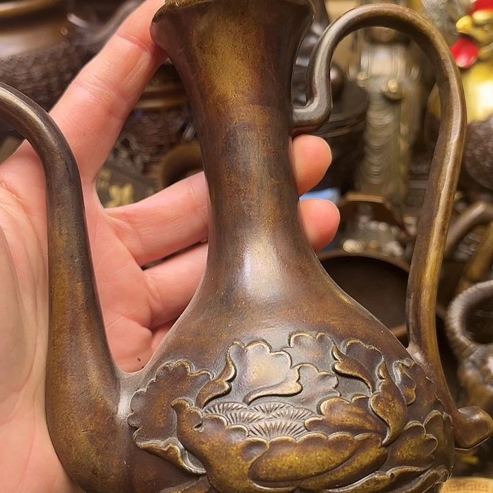 精美铜器批发档口