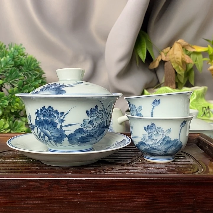 200ml复古荷花盖碗送两个60ml杯子