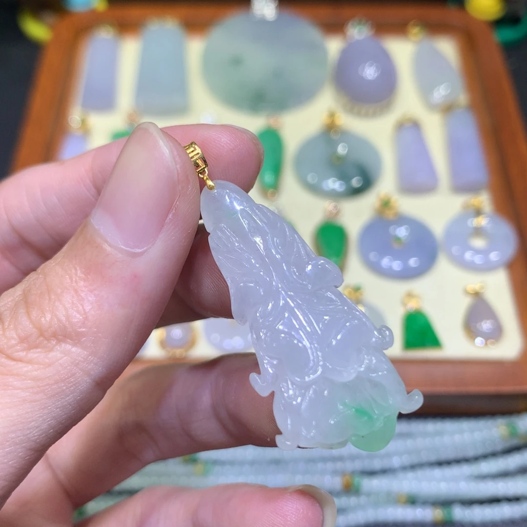 吊坠(不含链)18K金镶嵌翡翠