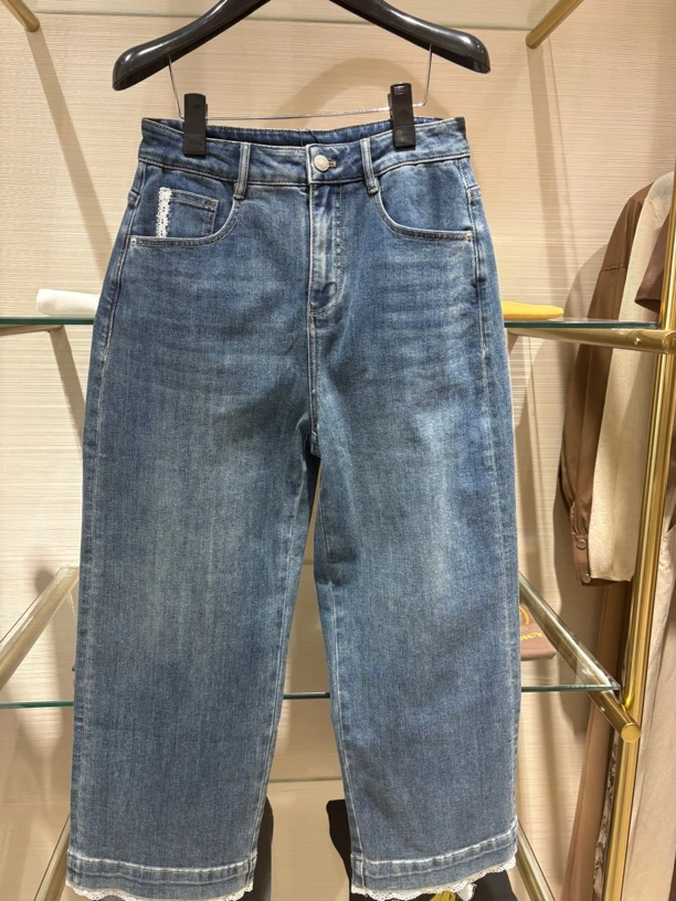 130333白色牛仔直筒裤