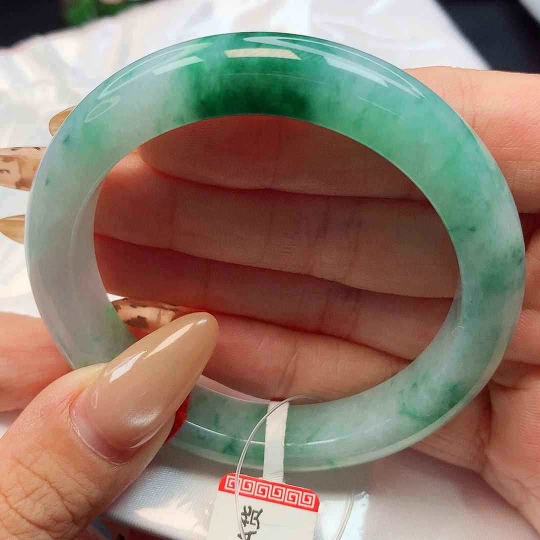 未镶嵌手镯翡翠3