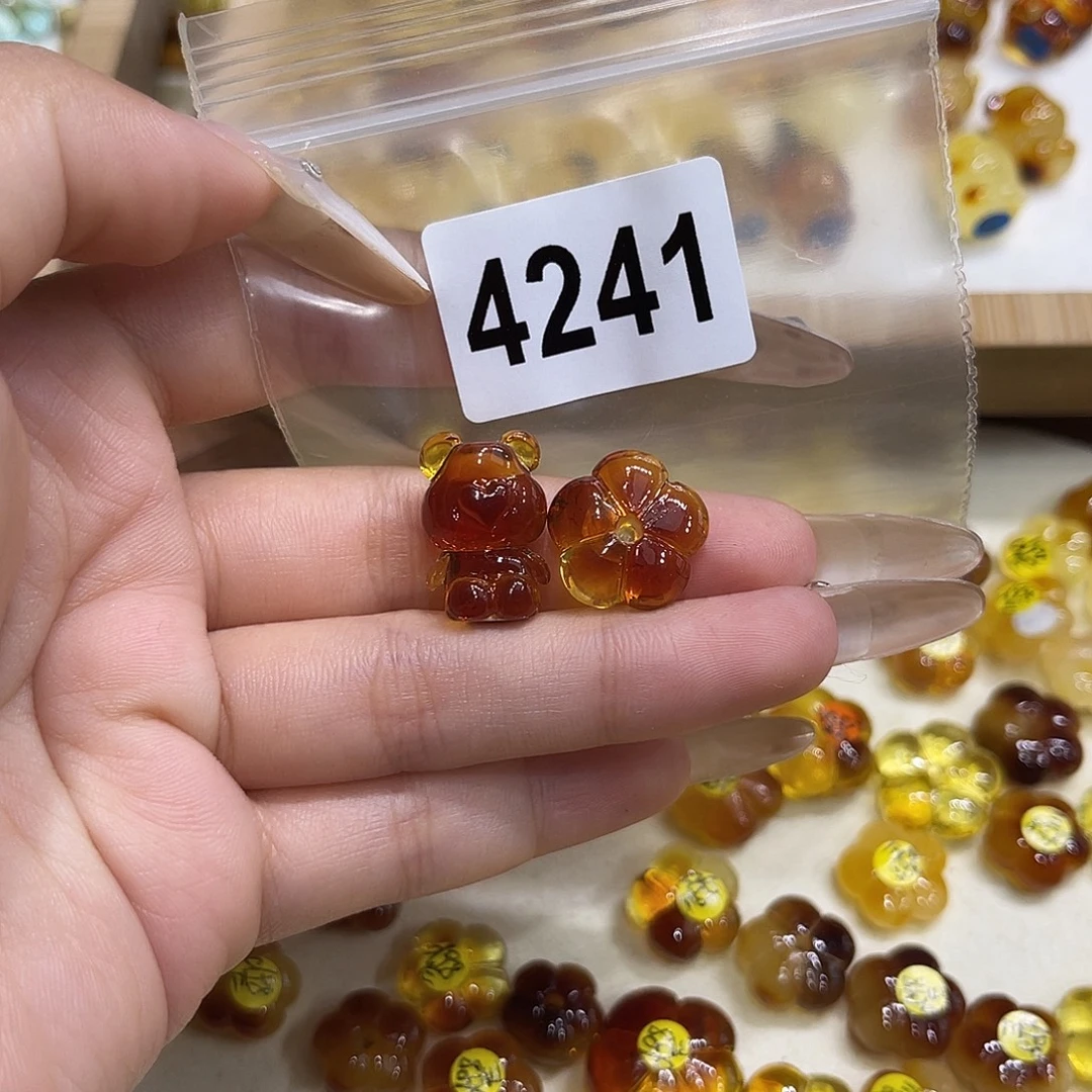 琥珀未镶嵌珠宝奇石