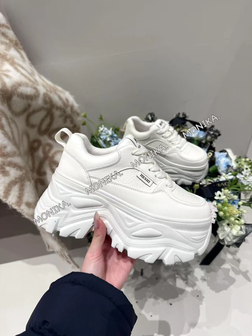 王姐推荐2025新款厚底单鞋百搭休闲鞋时尚