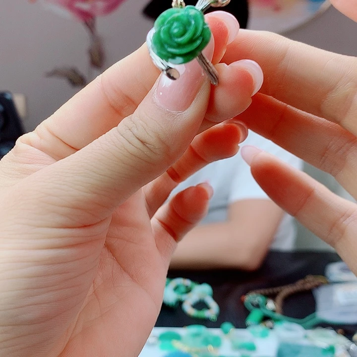 翡翠戒指银S925镶嵌，