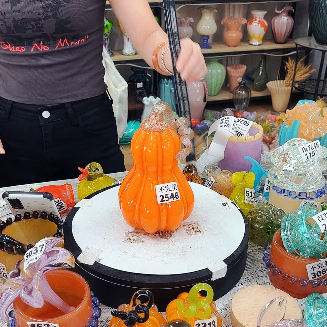 2546 家悦花器摆件不完美