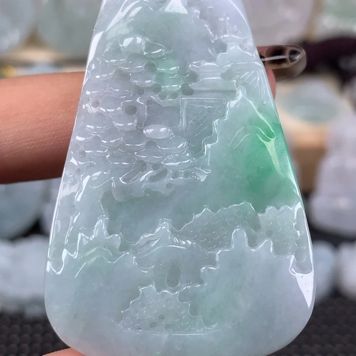 颈饰未镶嵌翡翠山水