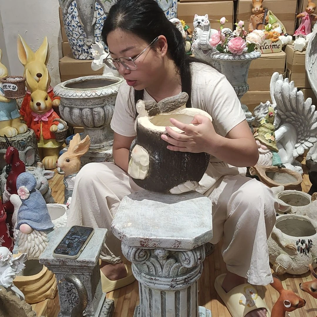 合成树脂氧化镁猫头鹰花盆一个