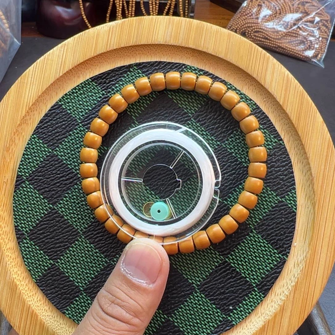 橄榄核吊坠0.7核尖手串