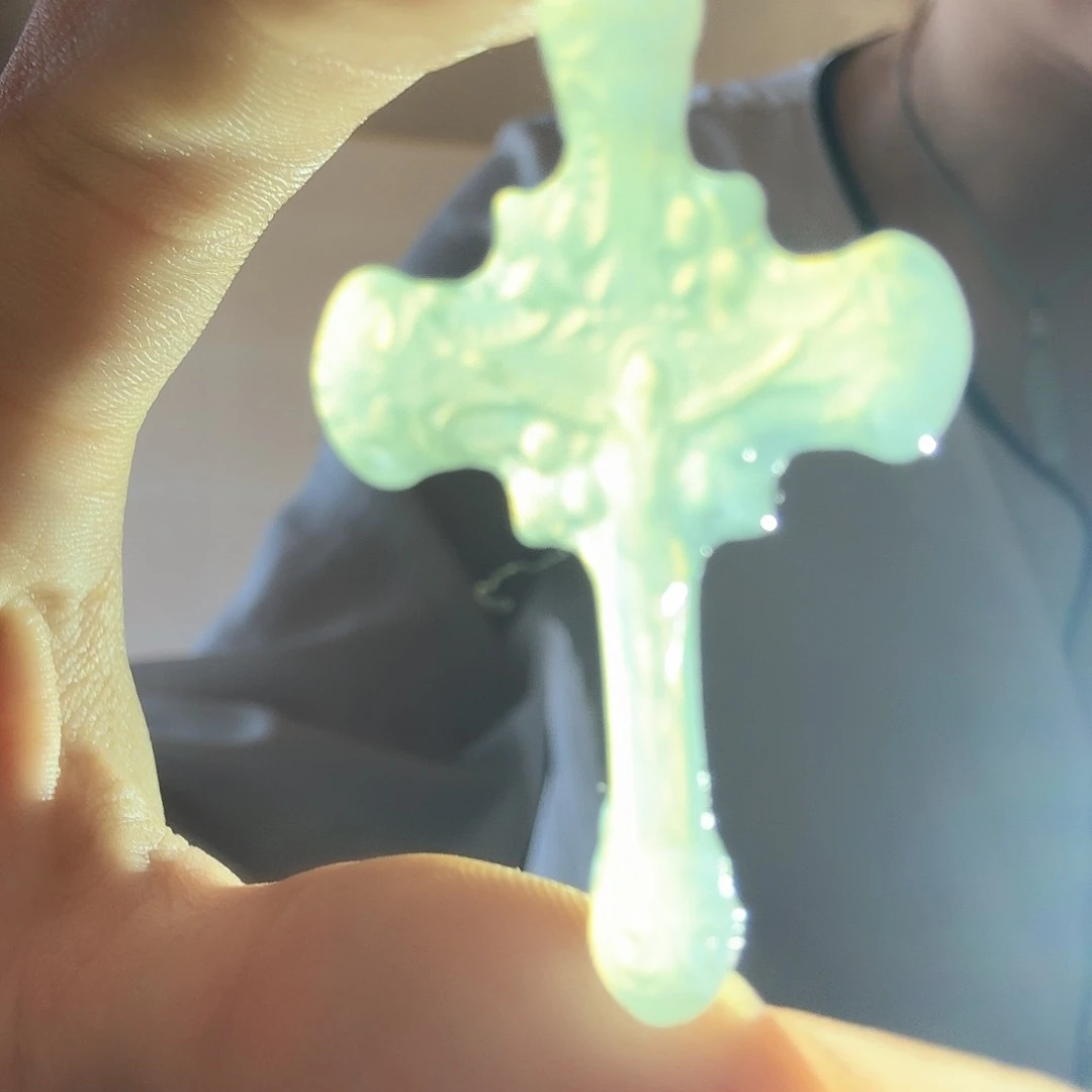 蛇纹石玉十字未镶嵌