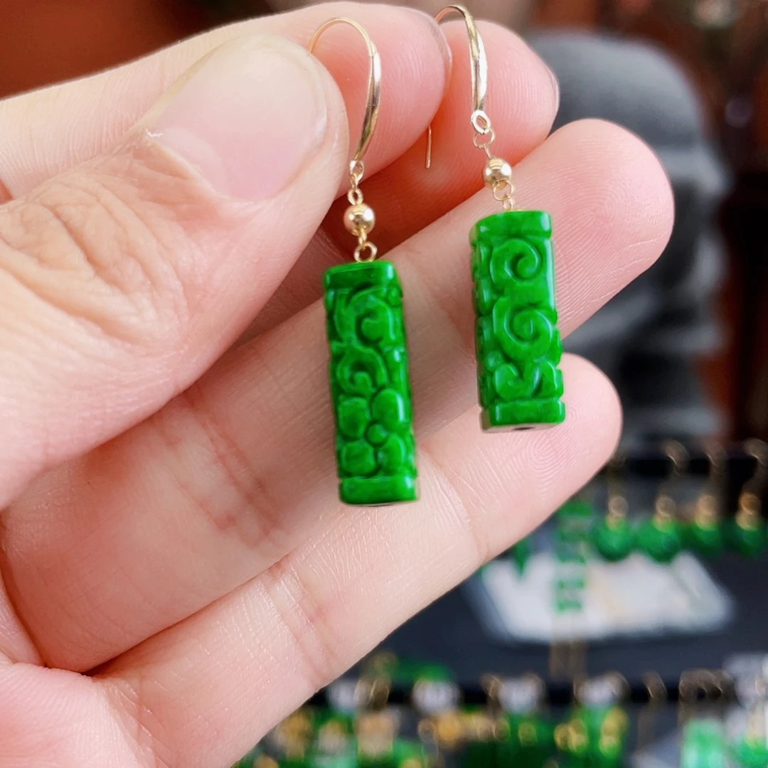 翡翠18K金镶嵌耳饰