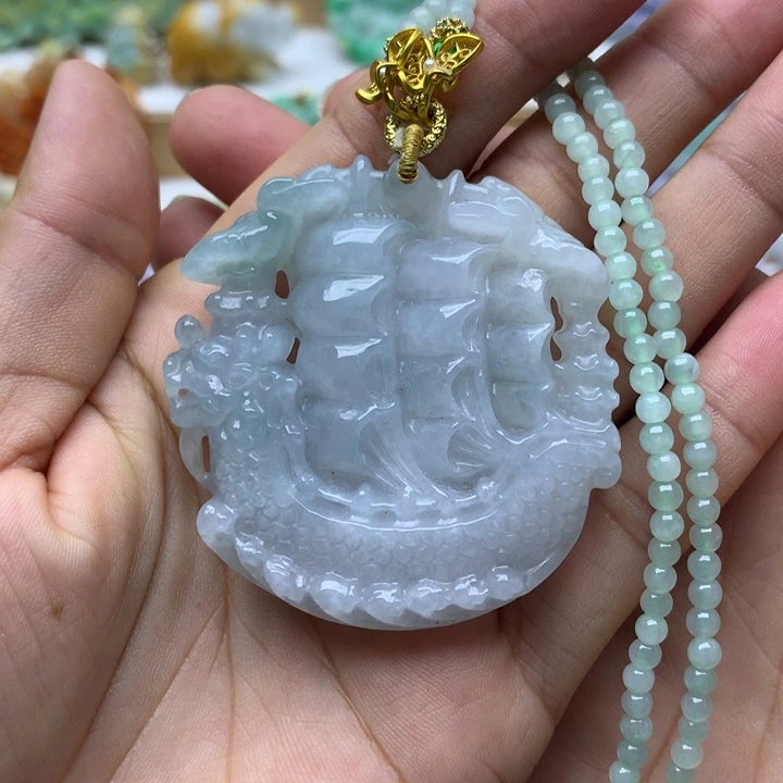 颈饰未镶嵌翡翠翡翠