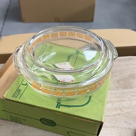 精品瓷器。
