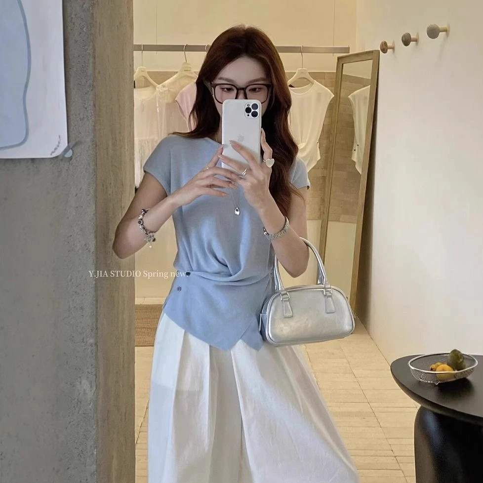 设计感交叉短袖针织衫时尚显瘦圆领气质上衣夏季百搭不规则收腰