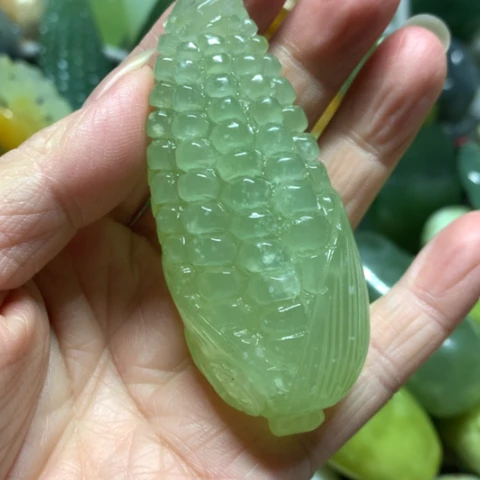 蛇纹石玉未镶嵌手把件