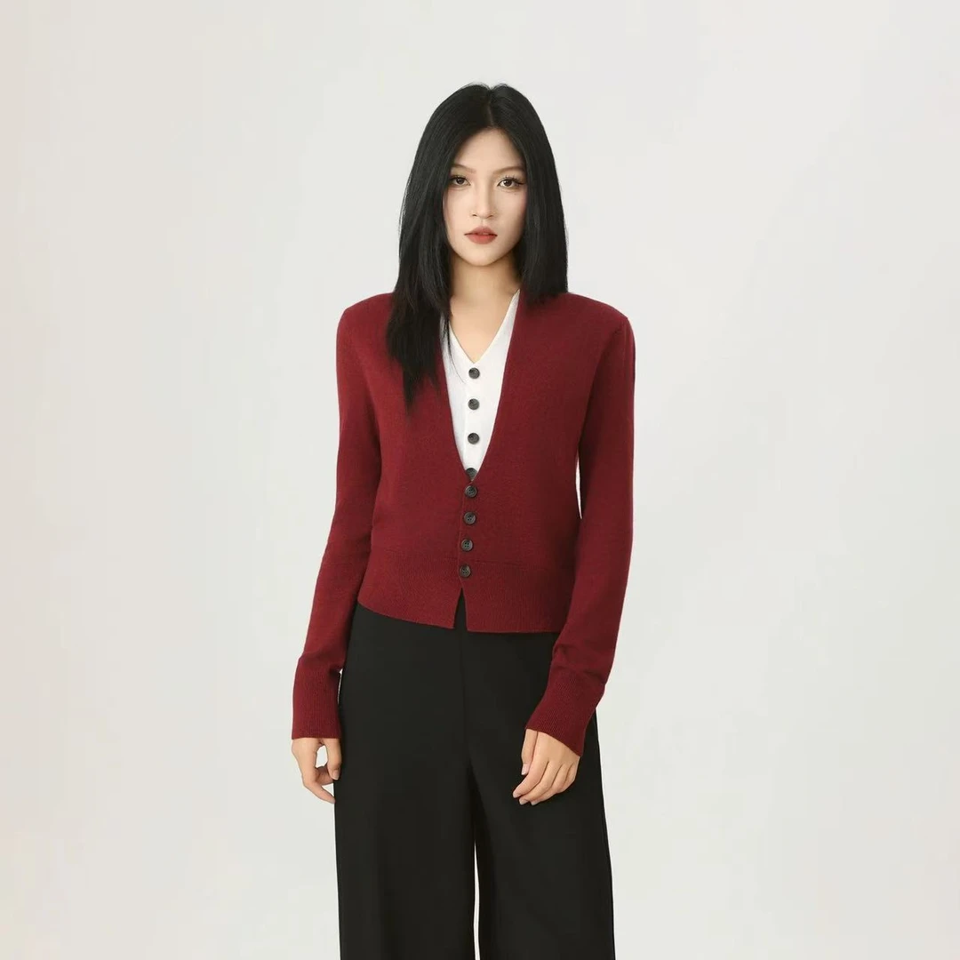 AMASS/阿玛施秋季慵懒时尚百搭假两件V领长袖羊毛针织开衫548006