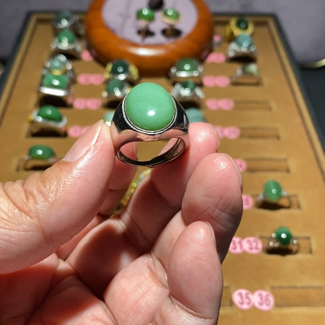 和田玉未镶嵌戒指