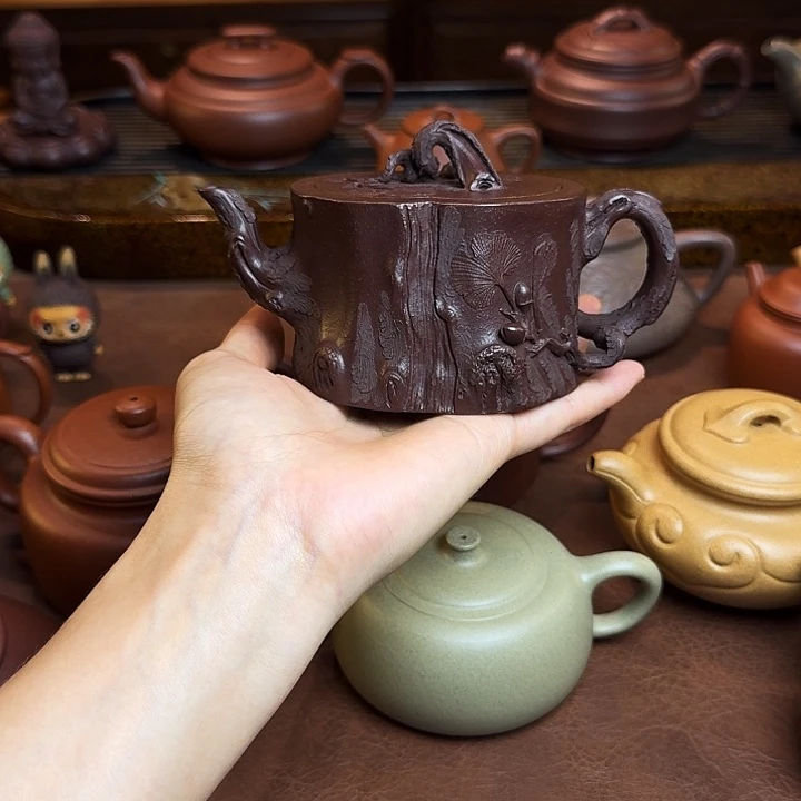 汪***林茶壶紫砂树桩壶，老紫泥