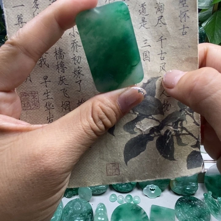 未镶嵌手镯石英质玉