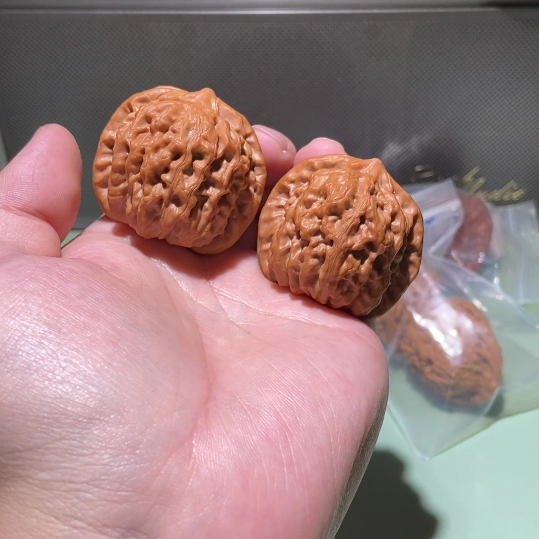 文玩核桃吊坠全品42龙脉