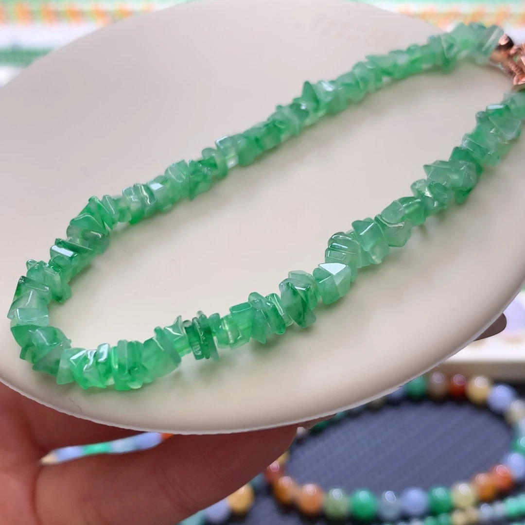 定制翡翠未镶嵌 毛货抛光定制 翠色甜绿随形 单圈