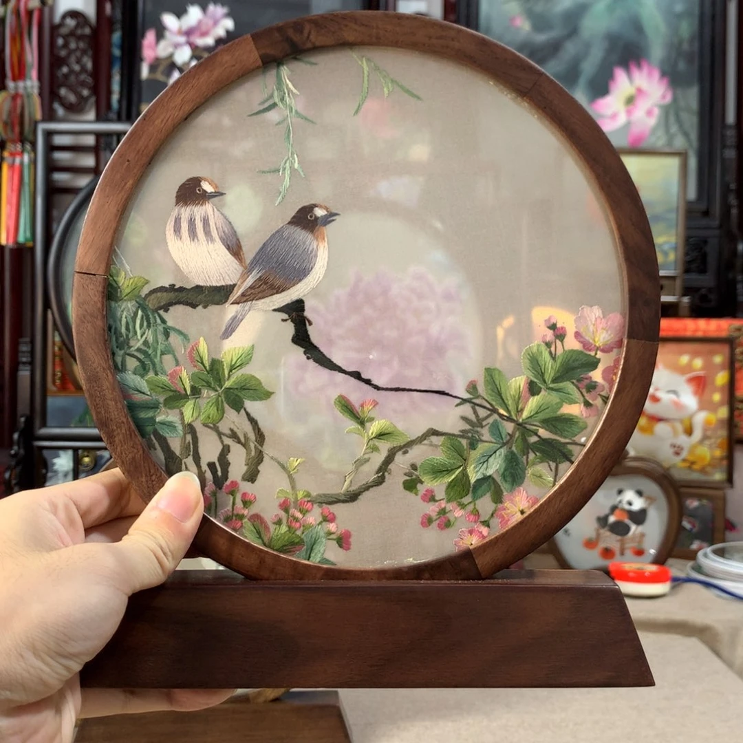 木精品苏绣实木摆件