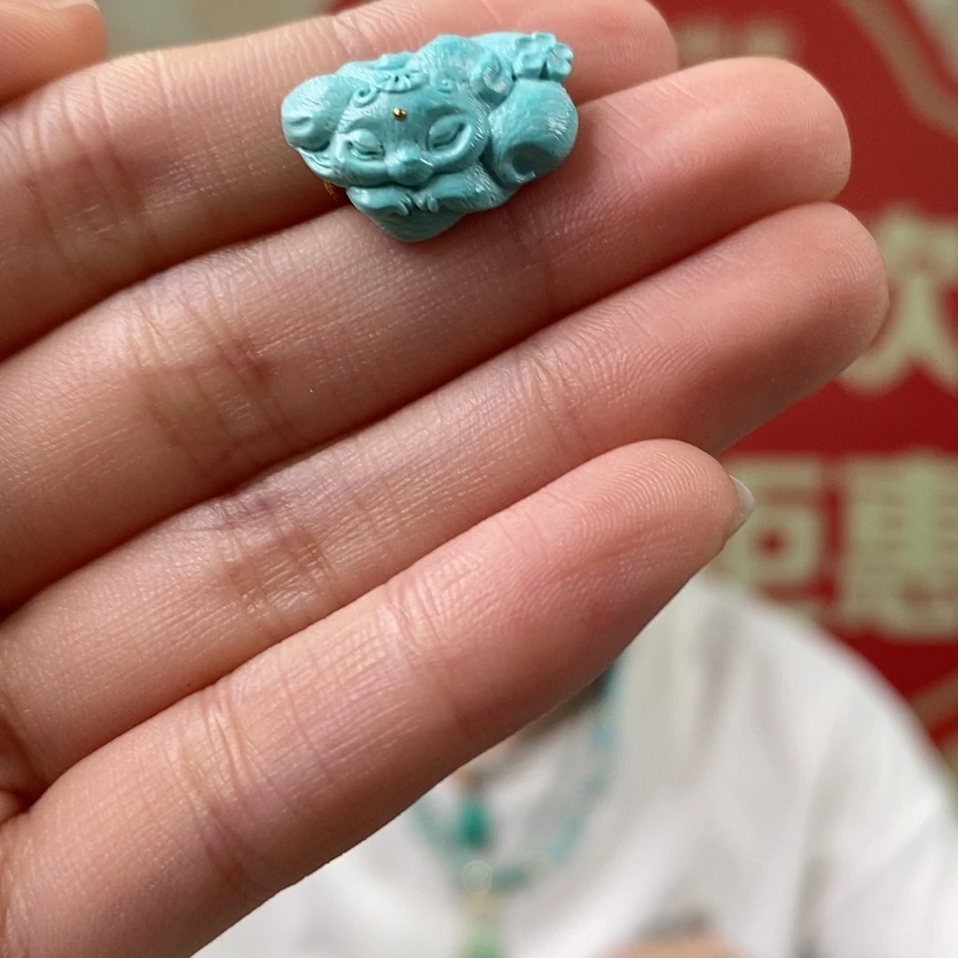 绿松石未镶嵌挂件