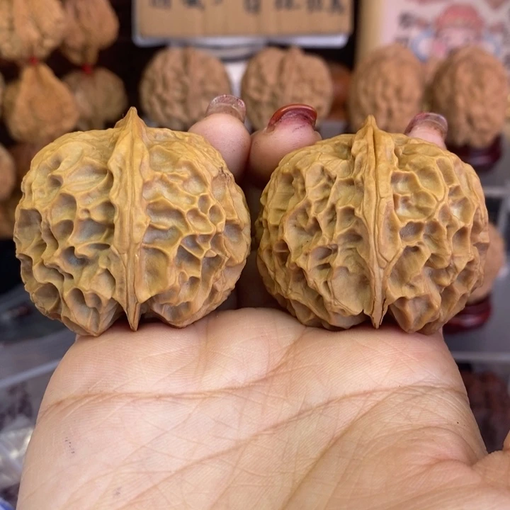 文玩核桃吊坠68凤凰牡丹微瑕