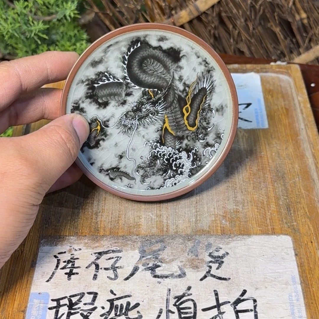 微瑕疵介意勿拍陶瓷器皿M404