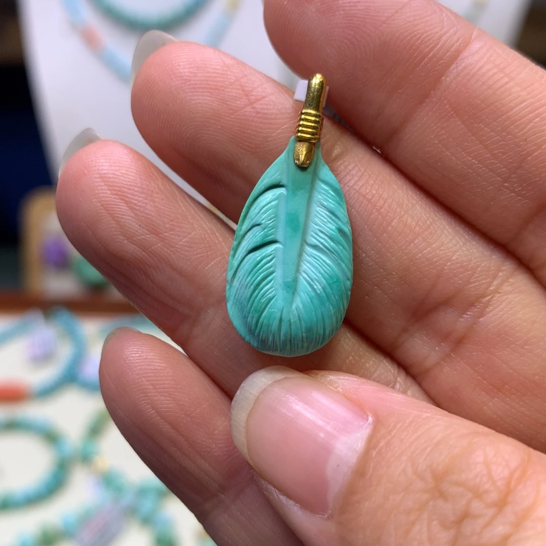 绿松石18K金镶嵌挂件