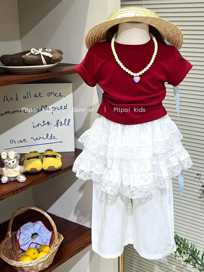 清    no退no换     酒红露背棉T配蛋糕屁帘裤超有设计感