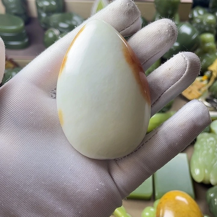 岫岩老玉（透闪石质玉）未镶嵌挂件