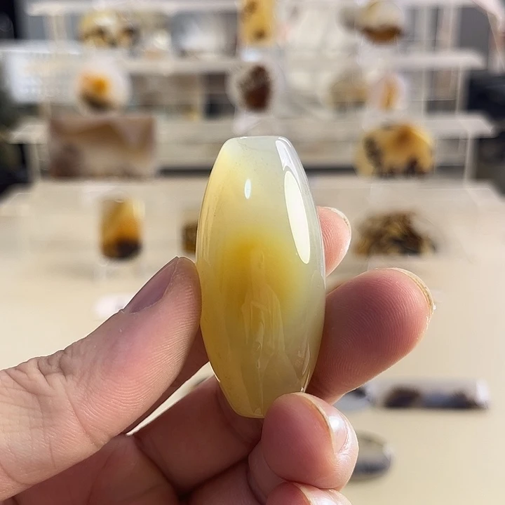 未镶嵌玛瑙/玉髓珠宝奇石